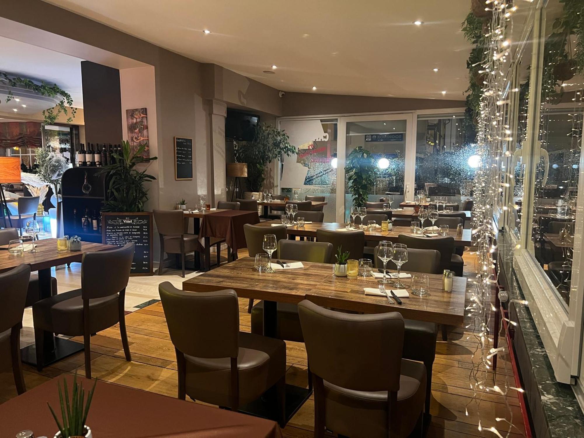 Auberge La Veranda Hesperange Екстер'єр фото